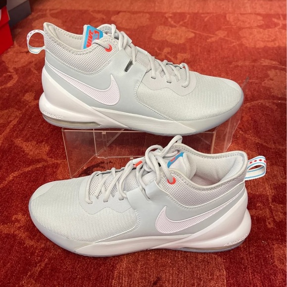 nike air max impact platinum